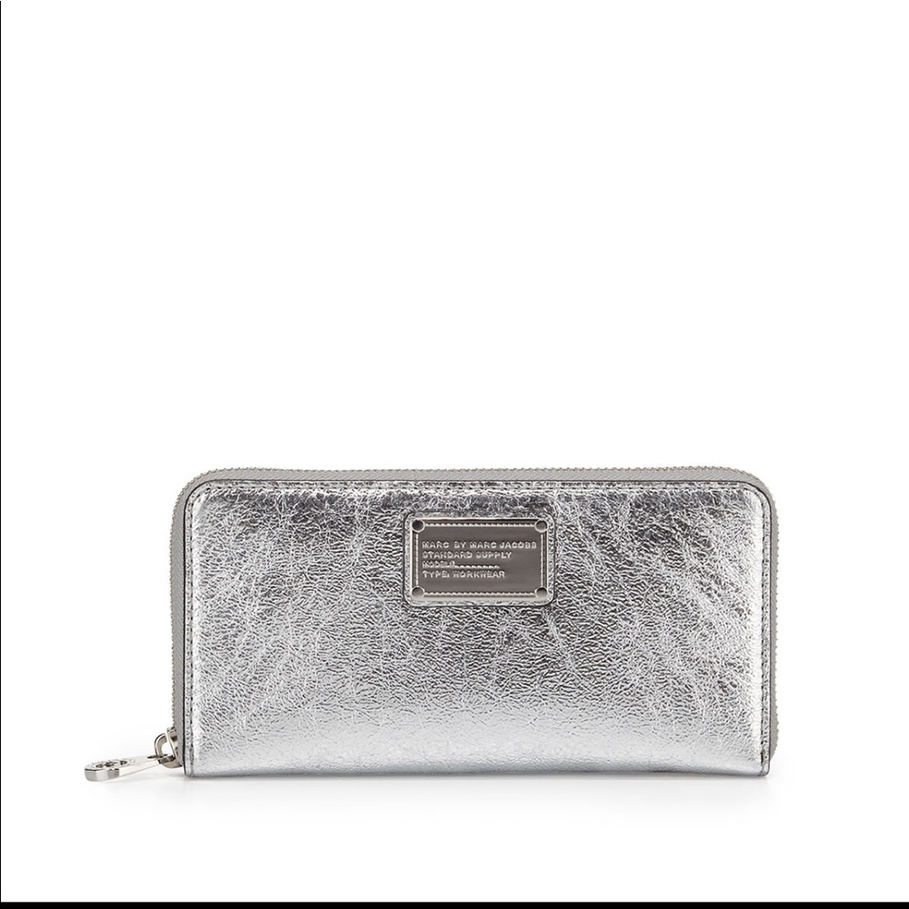 MARC by MARC JACOBS iPhone Wristlet Wallet